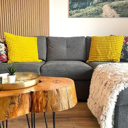 Rosewood Boutique Apartment Сіная Екстер'єр фото